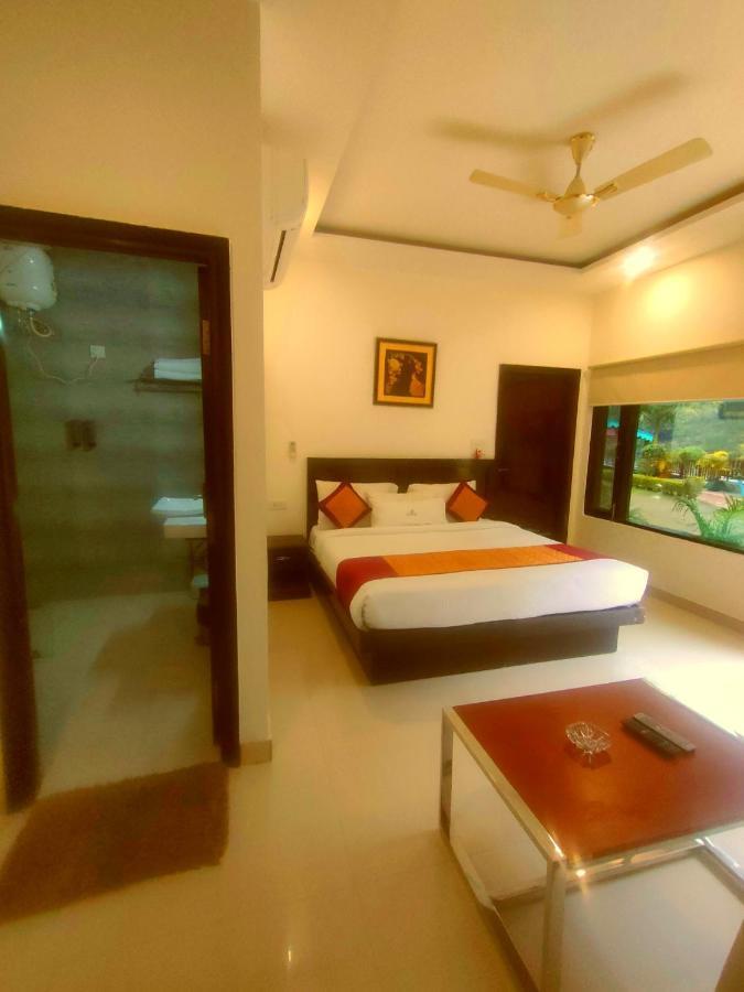 Ezzenza Mahayana Resort&Spa Rishīkesh Exterior foto